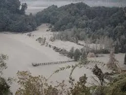 Piogge torrenziali in Cina: almeno cento morti