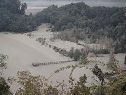 Piogge torrenziali in Cina: almeno cento morti