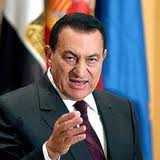 Mubarak rischia la pena capitale. Processo fissato per il 3 agosto.