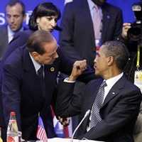 Polemiche dopo la frase di Berlusconi ad Obama. Vietti: "Caricatura delle toghe non aiuta"