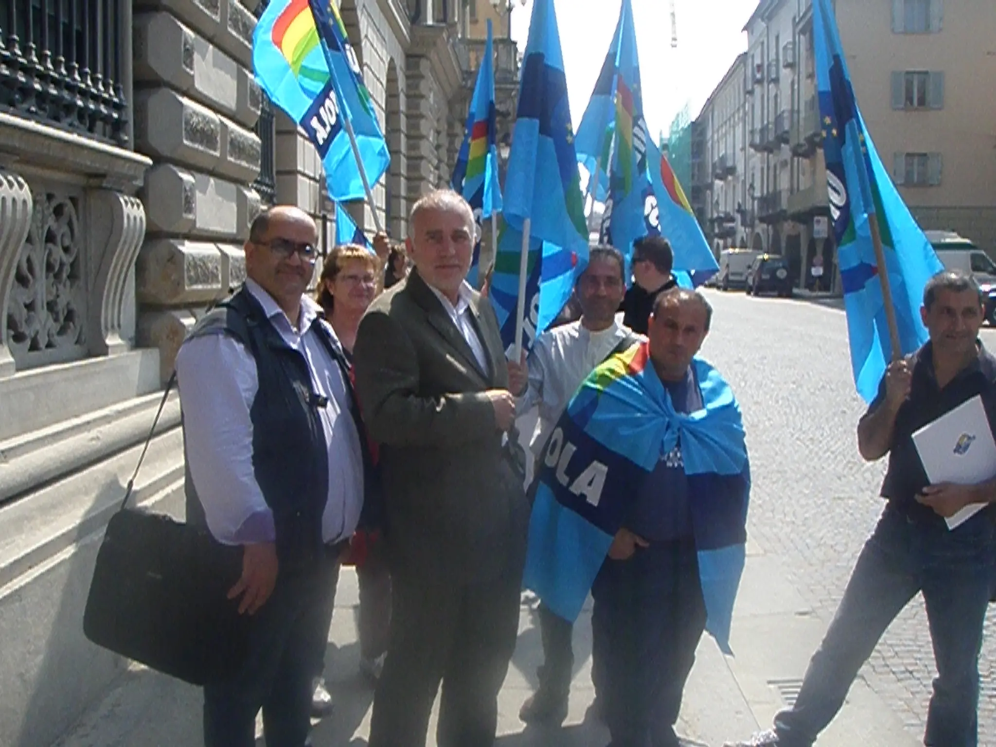 Uil Scuola Piemonte: domani sit-in davanti alla Prefettura di Torino in  Piazza Castello