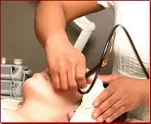 Il primo laser intra-lesionale contro i granulomi del volto causati da fillers