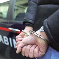 Roma: marocchino picchia figlio e moglie incinta