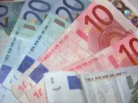 Ocse: Italia indietro sui salari. Aumenta il peso delle tasse
