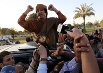 Libia, Ribelli: "Gheddafi fuggito". Dall'Onu immediato cessate il fuoco