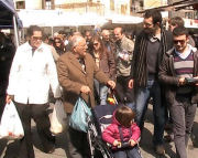 Scalzo in tour, incanta la città: fitto elenco di incontri