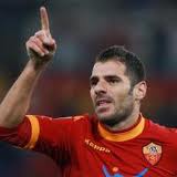 Roma sprecona ma col Chievo basta Perrotta