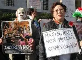 Rubygate, Berlusconi assente in aula. Processo rimandato al 31 Maggio