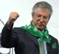 Bossi emergenza immigrati, si hai  permessi di soggiorno