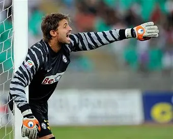 La Juve batte la Roma: Storari super