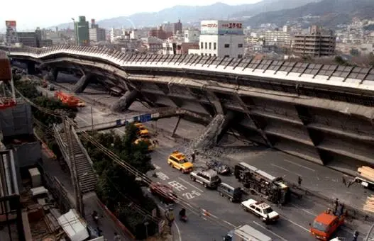 Tsunami e terremoto in Giappone