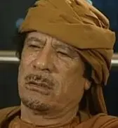Gheddafi: bombe su un campo petrolifero