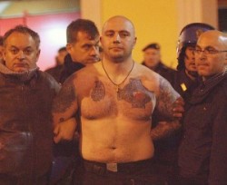 Tutti condannati gli ultras serbi, autori degli incidenti allo stadio di Genova