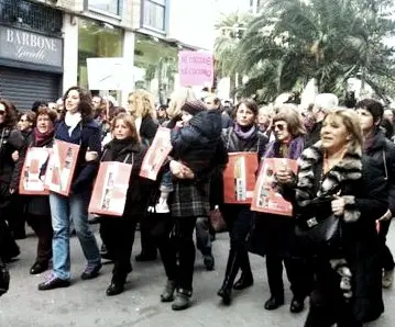 A Bari alta partecipazione alla manifestazione "Se non ora quando"?