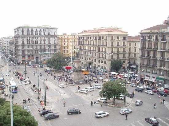 Napoli, manifestazione 'egiziana'