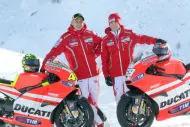 Desmosedici Gp11: Livrea rossa e n.46 giallo, svelata Ducati di Rossi