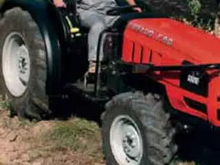 Tragedia nel Cosentino: incidente  giovane di 23 anni muore travolto dal  trattore
