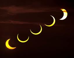 Eclissi di sole e stelle cadenti i primi straordinari fenomeni del 2011