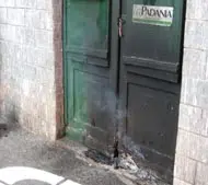 Attentato alla sede della Lega Nord vicino casa Bossi