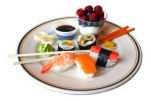 Cresce in Italia il consumo di pesce crudo: sushi e sashimi a go go, ma attenzione ai parassiti