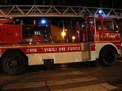 Incendio doloso a municipio di San Fili, gravi i due piromani