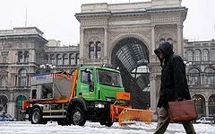 Maltempo: nevica su tutta l'Italia. Spettacolo bianco da nord a sud
