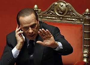 FIDUCIA | Berlusconi ridimensiona Fini. Decisivi voti delle "mine vaganti"