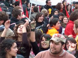 Calabria: gli studenti Unical bloccano strade e stazioni ferroviarie