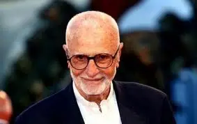 Nessun funerale per Monicelli : un saluto al mondo del Cinema e al suo rione