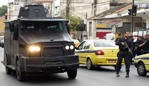 Guerriglia urbana a Rio de Janeiro