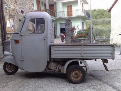 Marito costringeva moglie a vivere su una motoape, lui stava al caldo in casa