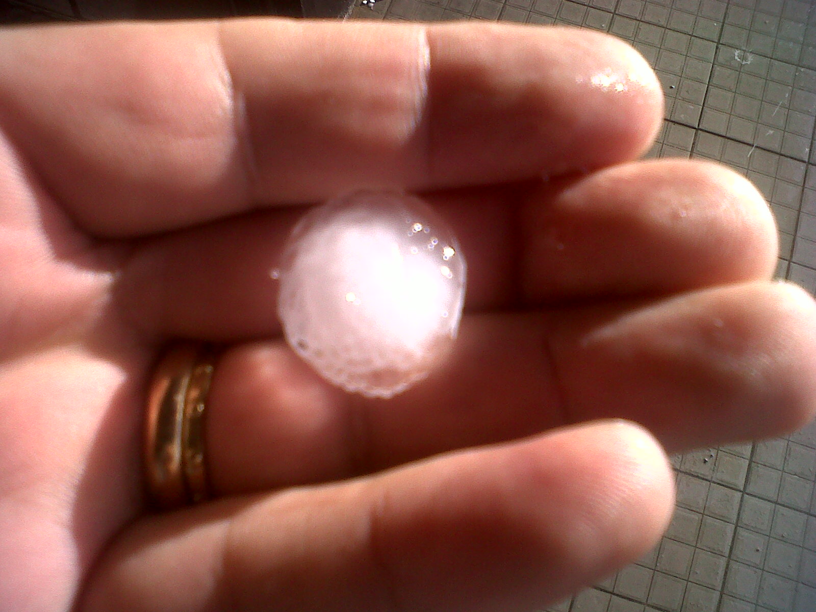 Catanzaro maltempo: violenta grandinata con chicchi grandi come noci