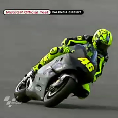 Valentino Rossi operato alla spalla destra: 90 giorni per la rieducazione