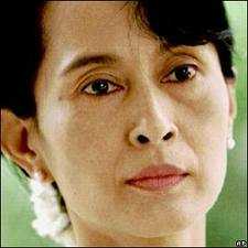 Birmania:attesa per il rilascio di Aung San Suu Kyi