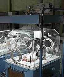 Ospedale Palermo: gas al posto dell'ossigeno, neonato ha rischiato di morire