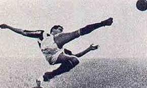 Calcio, a 56 anni gioca ancora nella massima serie