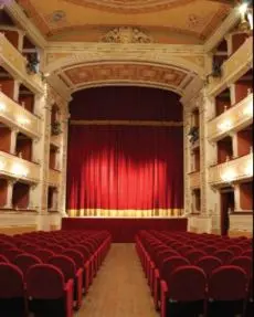 Catanzaro: apprezzare il dialetto attraverso il teatro