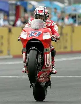 Ducati, dopo gli scioperi l'azienda disponibile a ridiscutere i tagli alla "pausa saponetta"