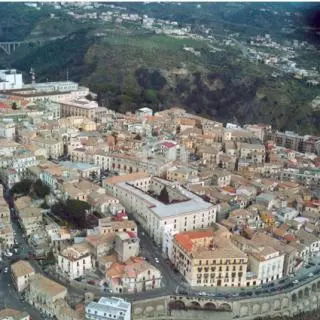 De Gaetano chiede all'ass. Lucchetti l'intitolazione di strade ancora anonime a personaggi illustri