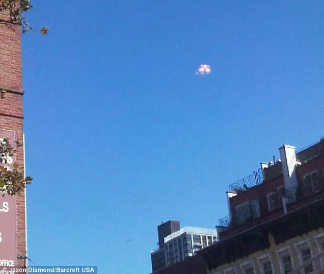 Gli Ufo di New York erano solo palloncini pubblicitari [VIDEO]