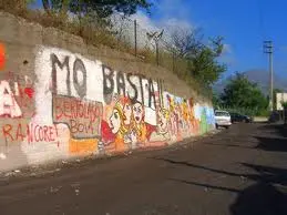 Terzigno, notte di proteste: organizzati falò di tessere elettorali