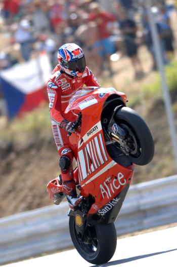 Moto Gp Giappone: vince Stoner, a seguire Dovizioso e Rossi