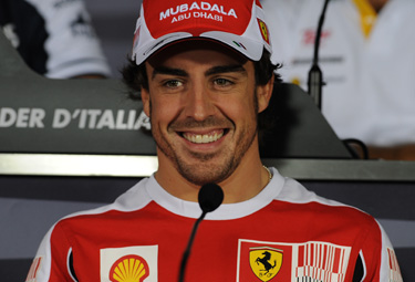 Trionfo di Alonso a Singapore