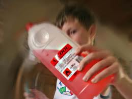 Gravemente ustionate due sorelline di 11 e 9: giocavano con l'alcol