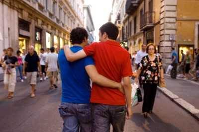 Omofobia: coppia gay aggredita a Frosinone