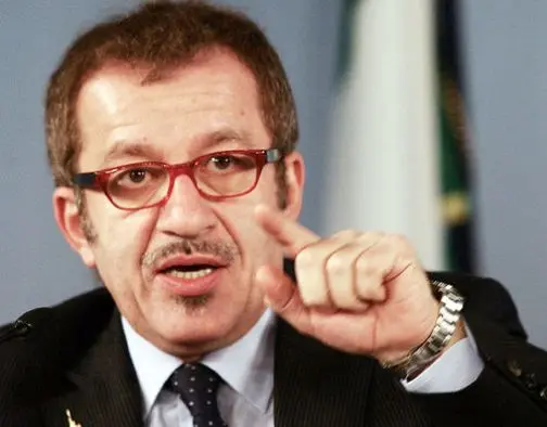 Lotta alla criminalità: i risultati 'taroccati' di Maroni