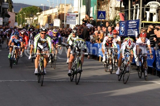 Tragedia nel mondo del ciclismo: clinicamente morto il ventenne Thomas Casarotto
