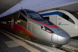 Il Sindaco di Lamezia sulla soppressione dei treni veloci: un passo indietro per la Calabria