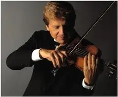 Uto Ughi e I filarmonici di Roma al Teatro antico di Taormina