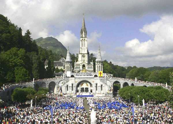 Lourdes: Falso allarme bomba